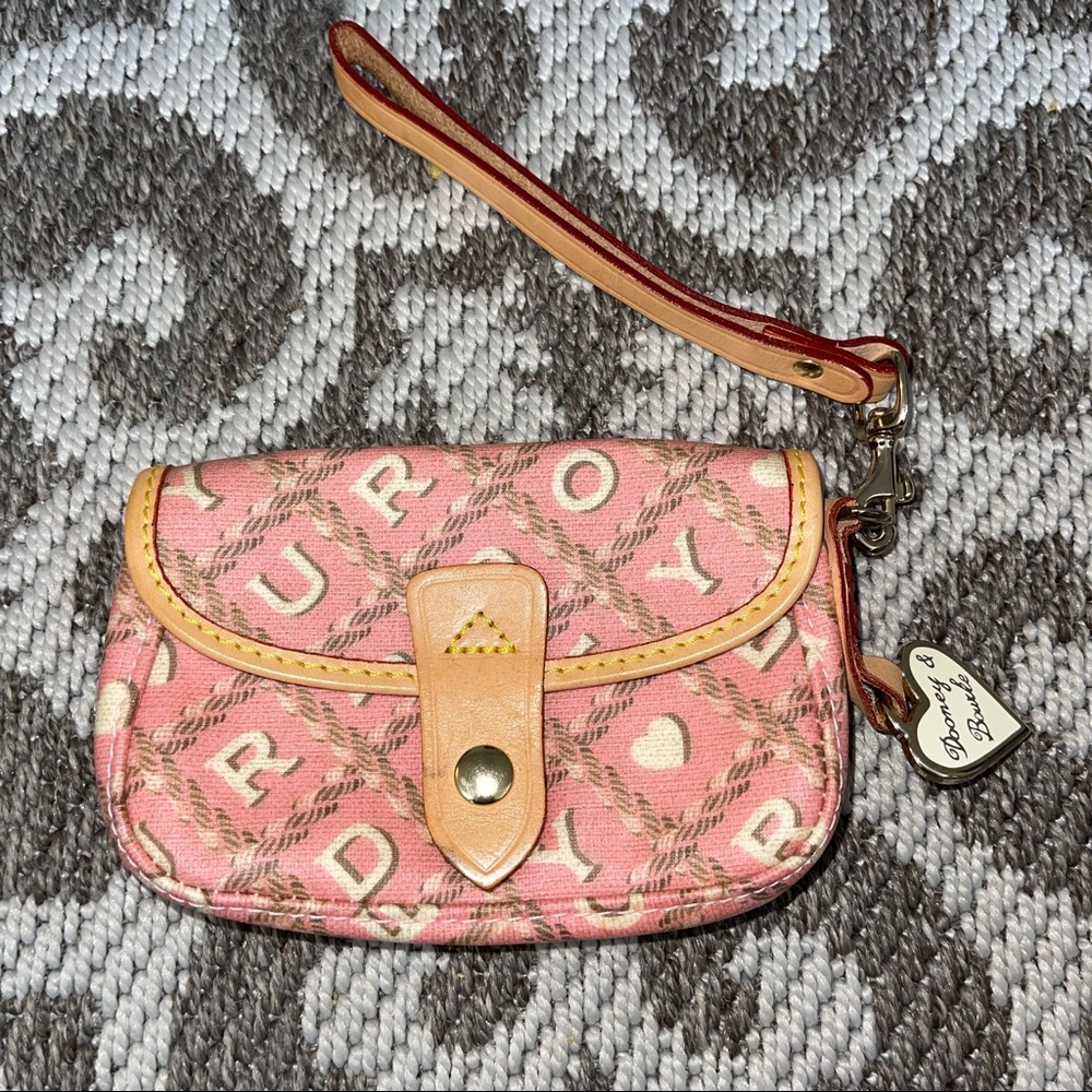 Vintage Dooney & Bourke wristlet